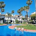Modern House With Large Pool! * Estepona