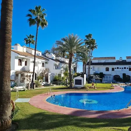 Modern House With Large Pool! * Estepona